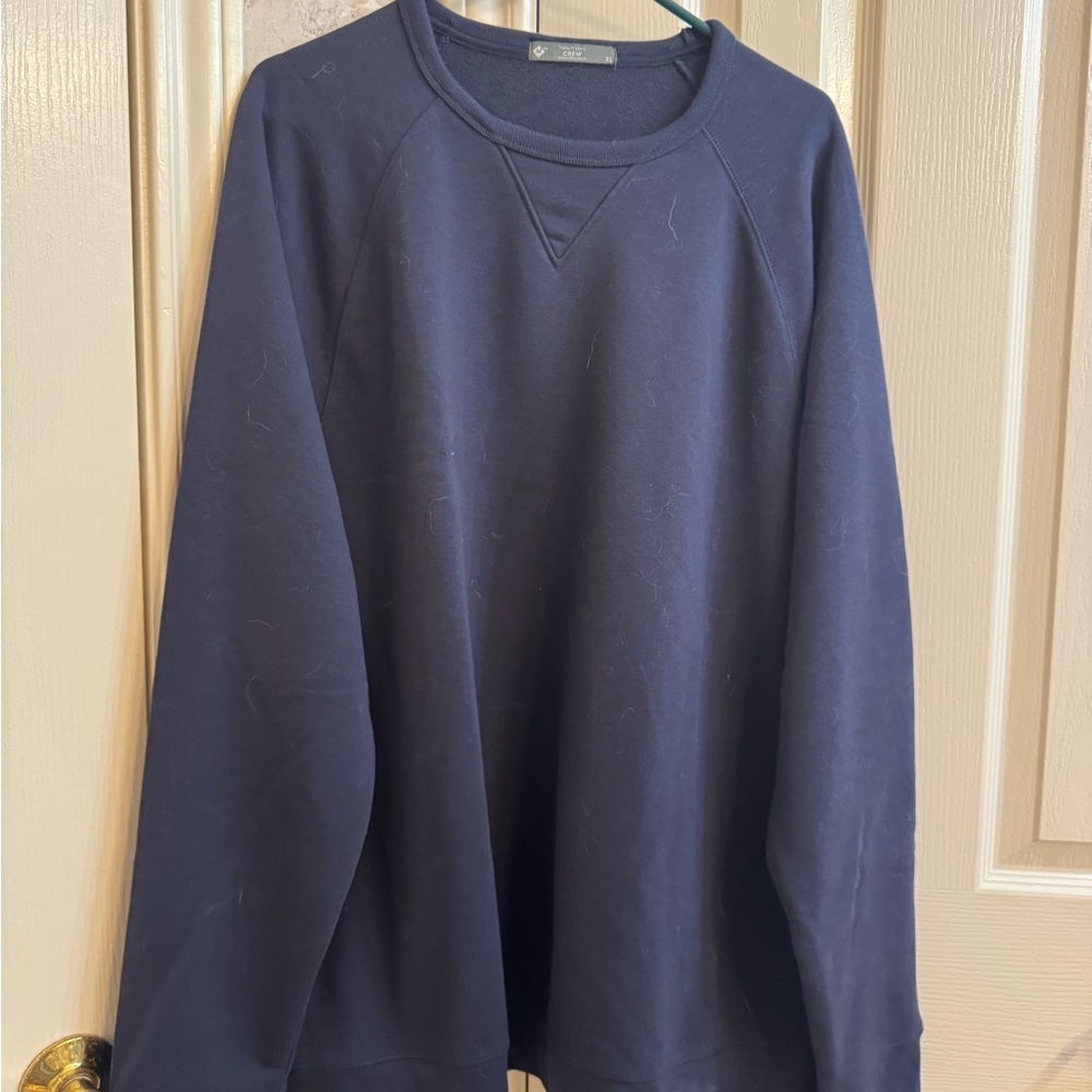 Men's Crewneck Sweatshirt in Navy - Unbranded